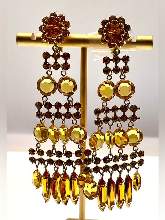 Vintage Jewelry - Vintage Amber Rhinestone Chandelier Earrings Gold Tone Statement Clip On